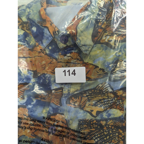 The Days Catch Men's Fishing Shirt Short Sleeve Vented Fish Print All Over Sz M - Picture 9 of 9